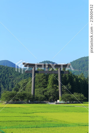 Kumano Honkyō Shrine Otorii 23600432