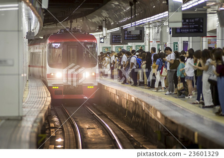 Meitetsu Nagoya Station · July 2016 23601329