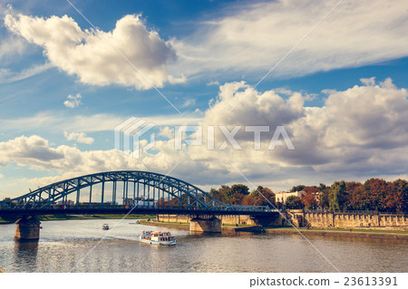 Vistula River in city center of Krakow, Poland Vistula River in city center of Krakow, Poland 23613391