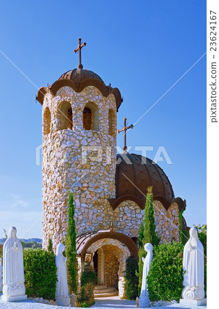 Small Stone Church Small Stone Church 23624167