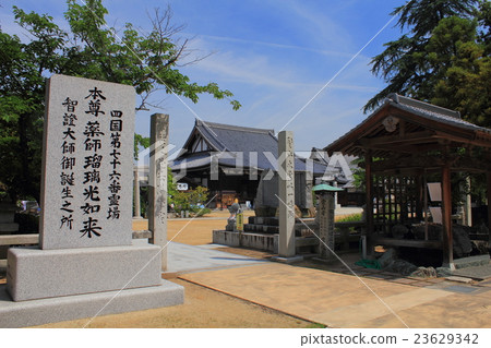 Shikoku eighty-eighth place Senkan Kanegakura 23629342
