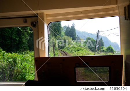 Leading car window Leading car window 23630304