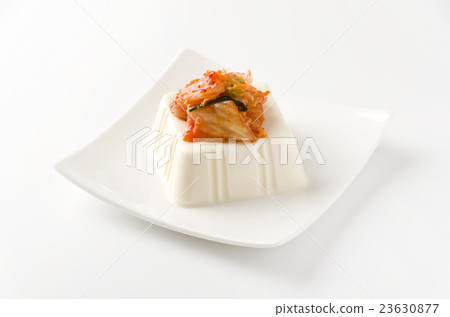 Putting cold and warm Kimchi Putting cold and warm Kimchi 23630877
