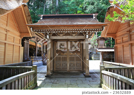 Suwa Taisha Shisya Tsutomu Tectonic Gate Suwa Taisha Shisya Tsutomu Tectonic Gate 23632889