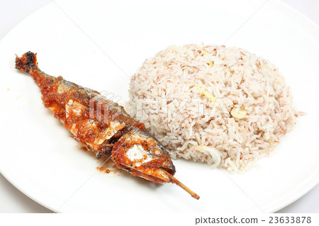 Nasi Dagang Red Rice 23633878