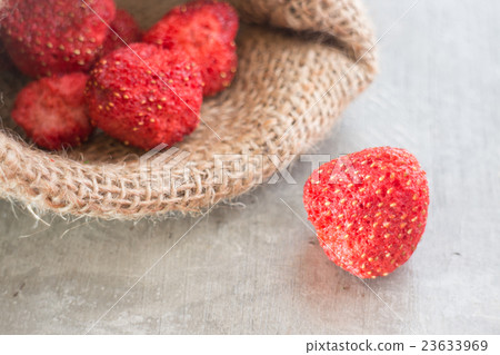 Healthy strawberry crispy on clean background Healthy strawberry crispy on clean background 23633969