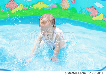 Pool fun girl Pool fun girl 23635041