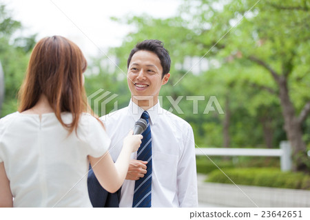 Street interview 23642651