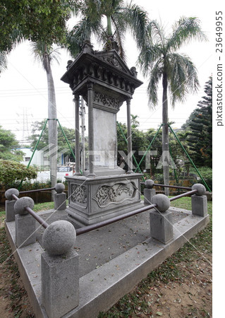 Wufeng Lin House 23649955