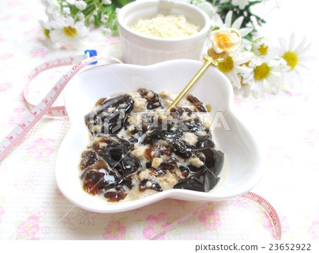 Coffee jelly with fried okara 23652922
