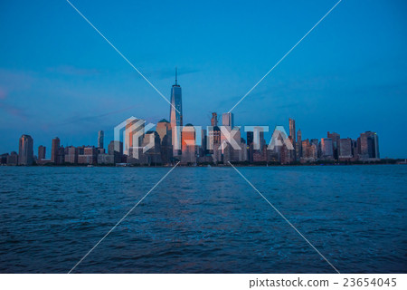 Summer, Travel, USA, New York, Dusk Summer, Travel, USA, New York, Dusk 23654045