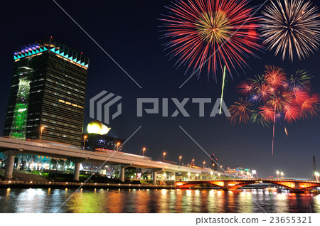 Fireworks and the sky tree reflected in the building 23655321