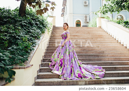 Beautiful young bride in luxury wedding dress Beautiful young bride in luxury wedding dress 23658604