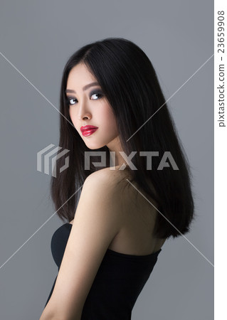 Studio fashion shot of Asian woman 23659908