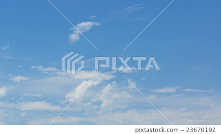 Blue sky and white cloud 16: 9 Blue sky and white cloud 16: 9 23670192