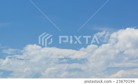 Blue sky and white cloud 16: 9 Blue sky and white cloud 16: 9 23670194