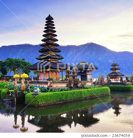 Pura Ulun Danu Bratan Pura Ulun Danu Bratan 23674059