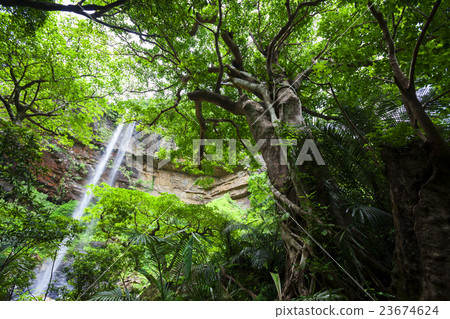Pinaisala Falls 04 Pinaisala Falls 04 23674624