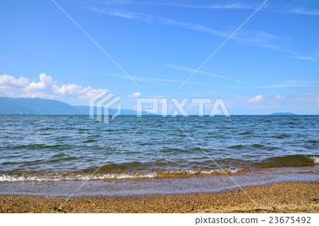 Lake Biwa and summer sky Lake Biwa and summer sky 23675492
