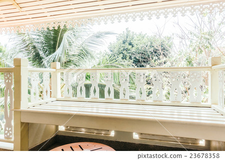 Outdoor patio Outdoor patio 23678358