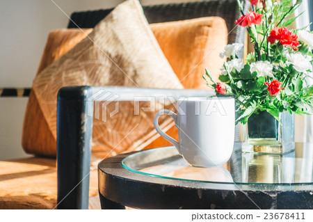 White coffee cup 23678411