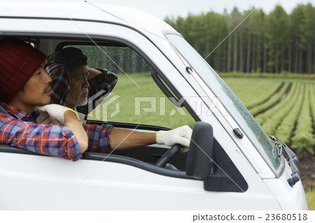 農場家庭開車 農場家庭開車 23680518
