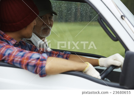 農場家庭開車 農場家庭開車 23680655