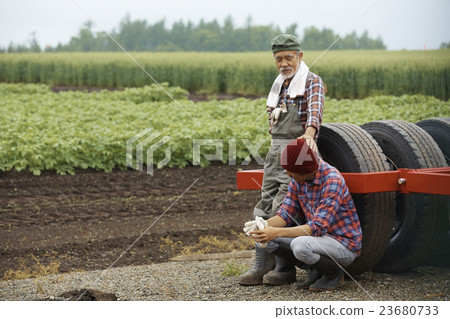 Farm family parents conversation Farm family parents conversation 23680733