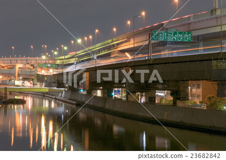 Capital high-speed central ring line along Ayasegawa leading to Kosuge Junction _a 23682842
