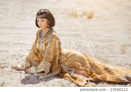 Beautiful woman like Egyptian Queen Cleopatra Beautiful woman like Egyptian Queen Cleopatra 23686122