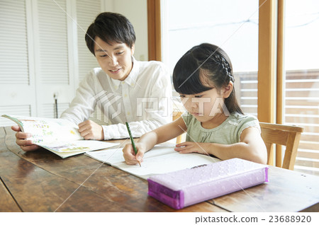 在家工作  23688920