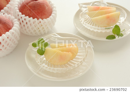 Peach white cut with peach 3 pieces 23690702