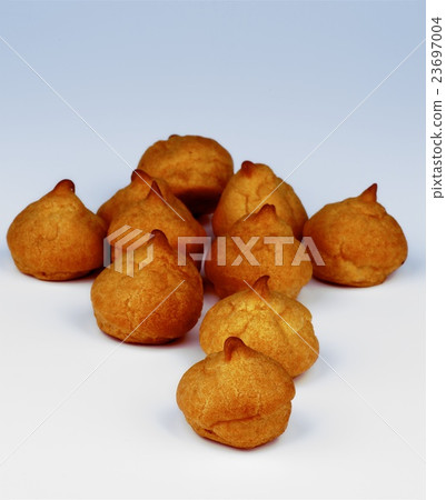 Freshly Baked Profiteroles 23697004