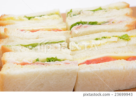 Delicious mix sandwich 23699943