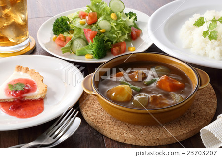 Curry salad & dessert set 23703207