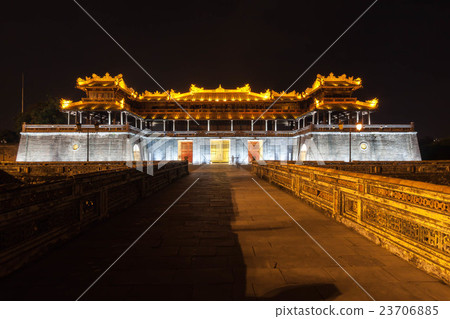 Royal gate of the Nguyen Royal Palace in Hue lit up (gold medal) 23706885