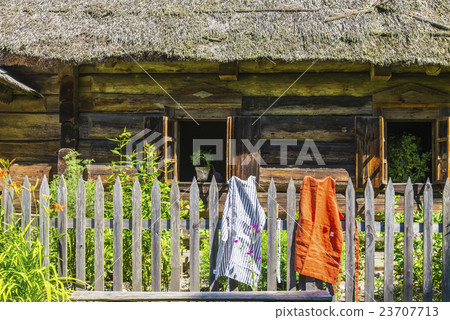 Private house and linen apron 23707713