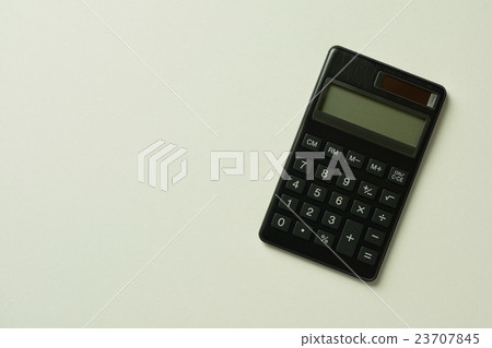 一個計算器 一個計算器 23707845
