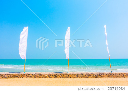White flag White flag 23714084