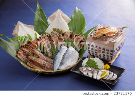 Shime mackerel and dried fish and dried milin 23721170
