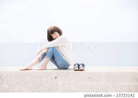 Portrait women 23723142