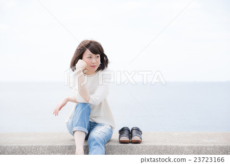 Portrait women Portrait women 23723166