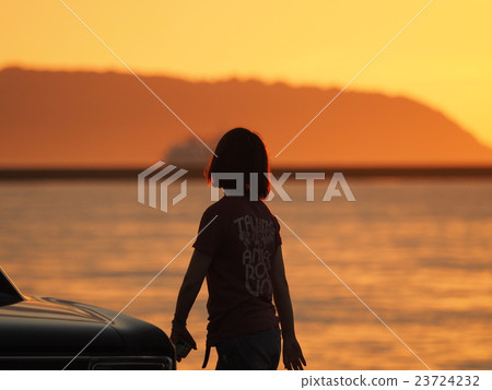 Sunset at the harbor Sunset at the harbor 23724232