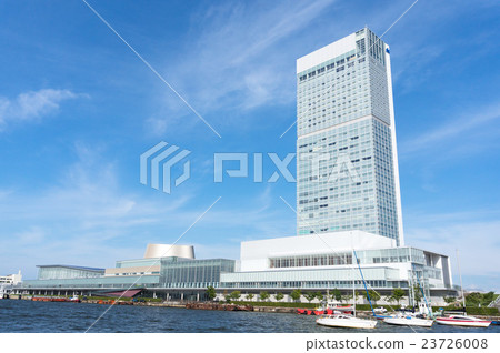 View of Toki Messe from the Shinano river water bus 23726008