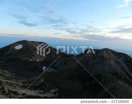 夏白山 夏白山 23728084