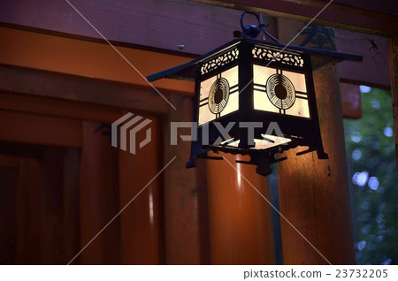 Fushimi-Inari Taisha Shrine torii torii lantern 23732205