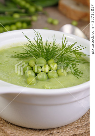 Pea soup puree Pea soup puree 23733817