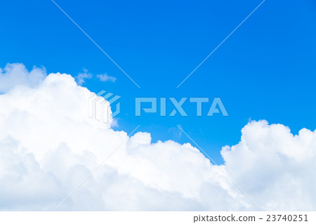 生動地完成了積雨雲天空和雲彩照片素材天空背景素材複製空間廣告空間仲夏圖像 生動地完成了積雨雲天空和雲彩照片素材天空背景素材複製空間廣告空間仲夏圖像 23740251