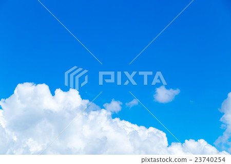 生動地完成了積雨雲天空和雲彩照片素材天空背景素材複製空間廣告空間仲夏圖像 生動地完成了積雨雲天空和雲彩照片素材天空背景素材複製空間廣告空間仲夏圖像 23740254