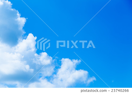 Vividly finished Cumulonimbus Sky and clouds Photo material Sky background material Copy space Advertising space Midsummer image Vividly finished Cumulonimbus Sky and clouds Photo material Sky background material Copy space Advertising space Midsummer image 23740266